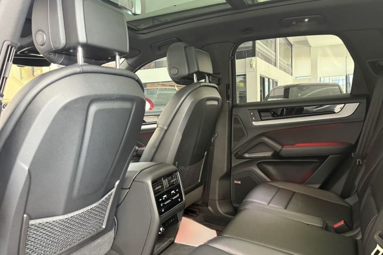 Used Porsche Cayenne 2024 Cayenne 3.0T Interior 7
