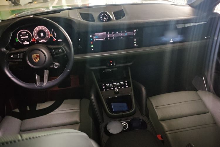 Used Porsche Cayenne 2024 Cayenne Coupé 3.0T Center Console