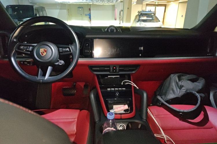 Used Porsche Cayenne 2024 Cayenne 3.0T Center Console