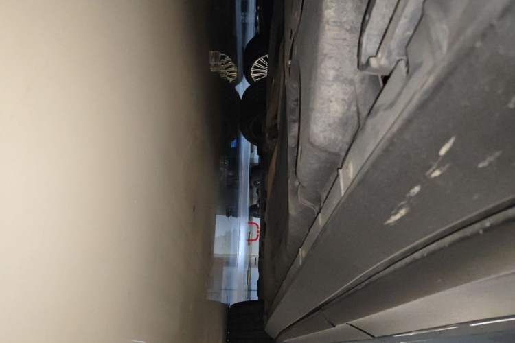 Used Porsche Cayenne 2024 Cayenne 3.0T Chassis Rear Right