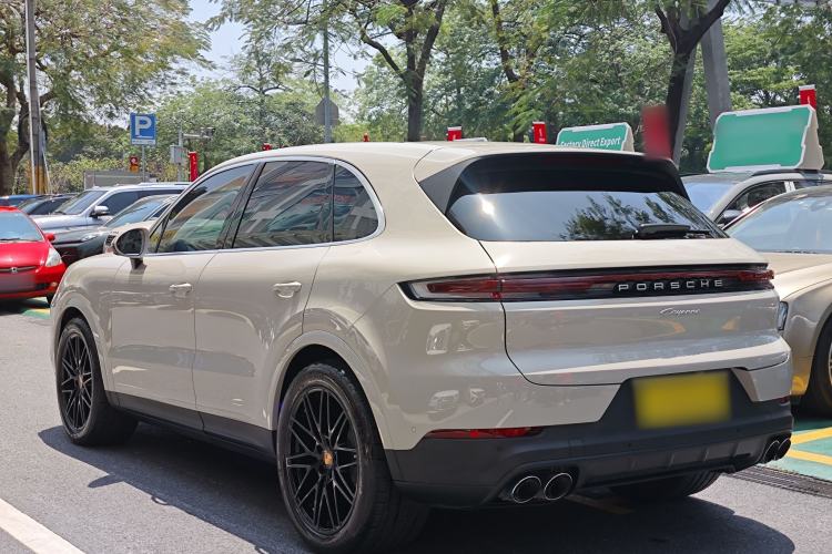 Used Porsche Cayenne 2024 Cayenne 3.0T Exterior 3