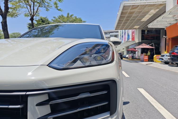 Used Porsche Cayenne 2024 Cayenne 3.0T Exterior 4