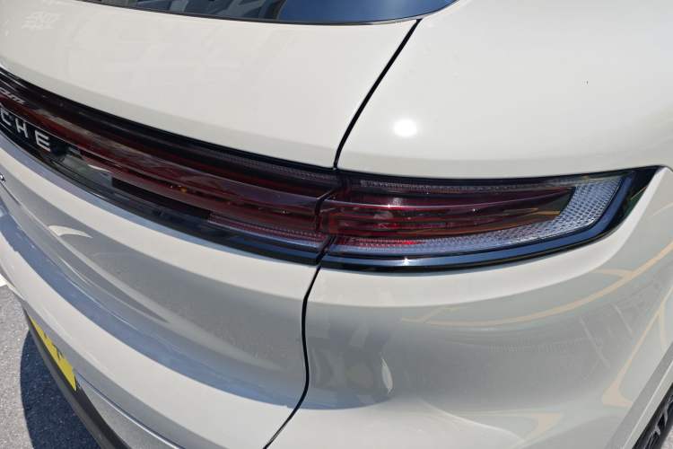 Used Porsche Cayenne 2024 Cayenne 3.0T Exterior 5