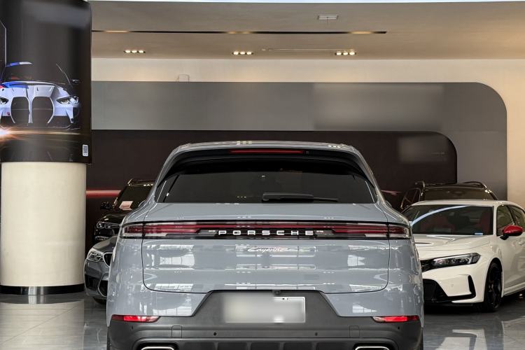 Used Porsche Cayenne 2024 Cayenne 3.0T Exterior 6