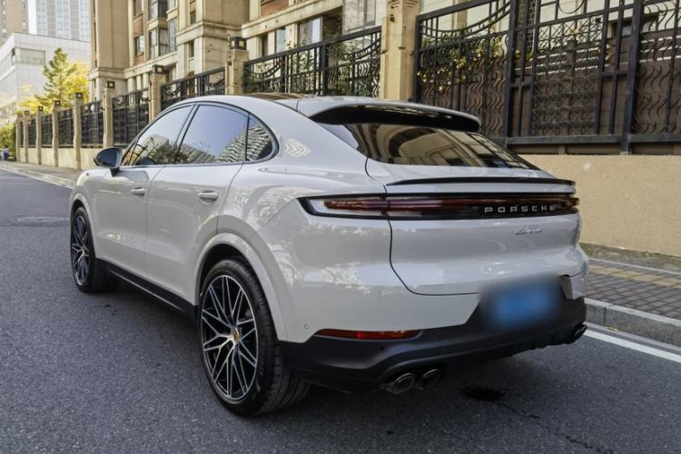 Used Porsche Cayenne 2024 Cayenne Coupé 3.0T Exterior 8