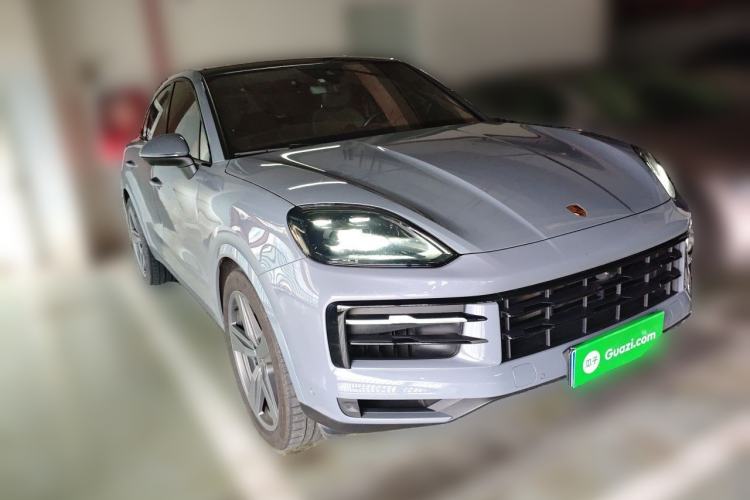 Used Porsche Cayenne 2024 Cayenne Coupé 3.0T Front Right 45 Deg