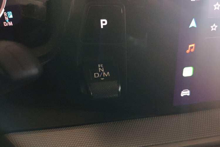 Used Porsche Cayenne 2024 Cayenne Coupé 3.0T Gear Lever