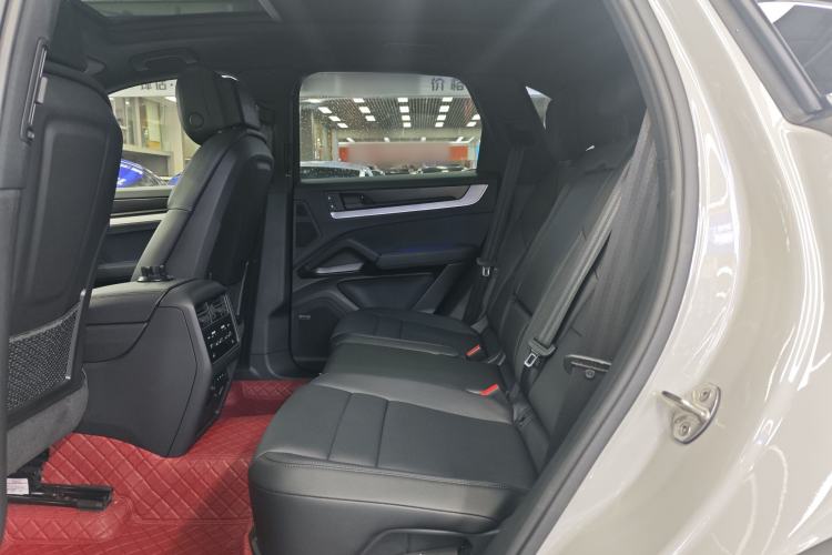 Used Porsche Cayenne 2024 Cayenne 3.0T Interior 2