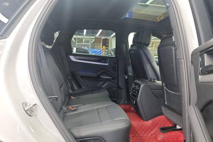 Used Porsche Cayenne 2024 Cayenne 3.0T Interior 4