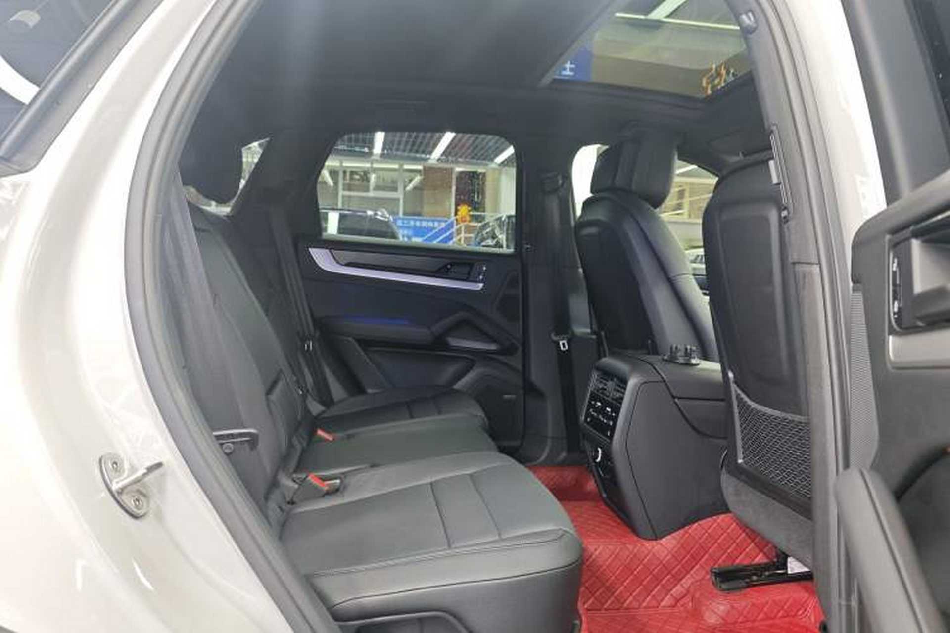 Used Porsche Cayenne 2024 Cayenne 3.0T Interior 4