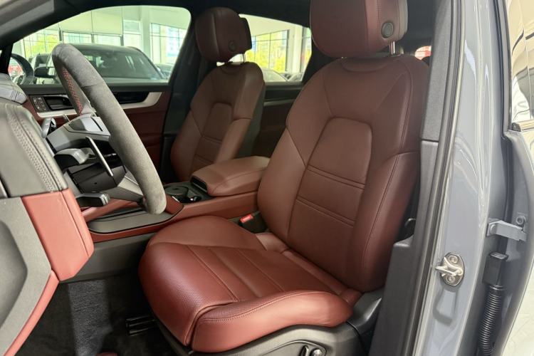 Used Porsche Cayenne 2024 Cayenne 3.0T Interior 6