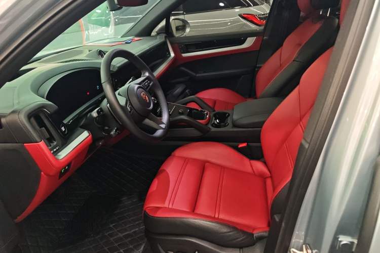 Used Porsche Cayenne 2024 Cayenne 3.0T Left Front Seat
