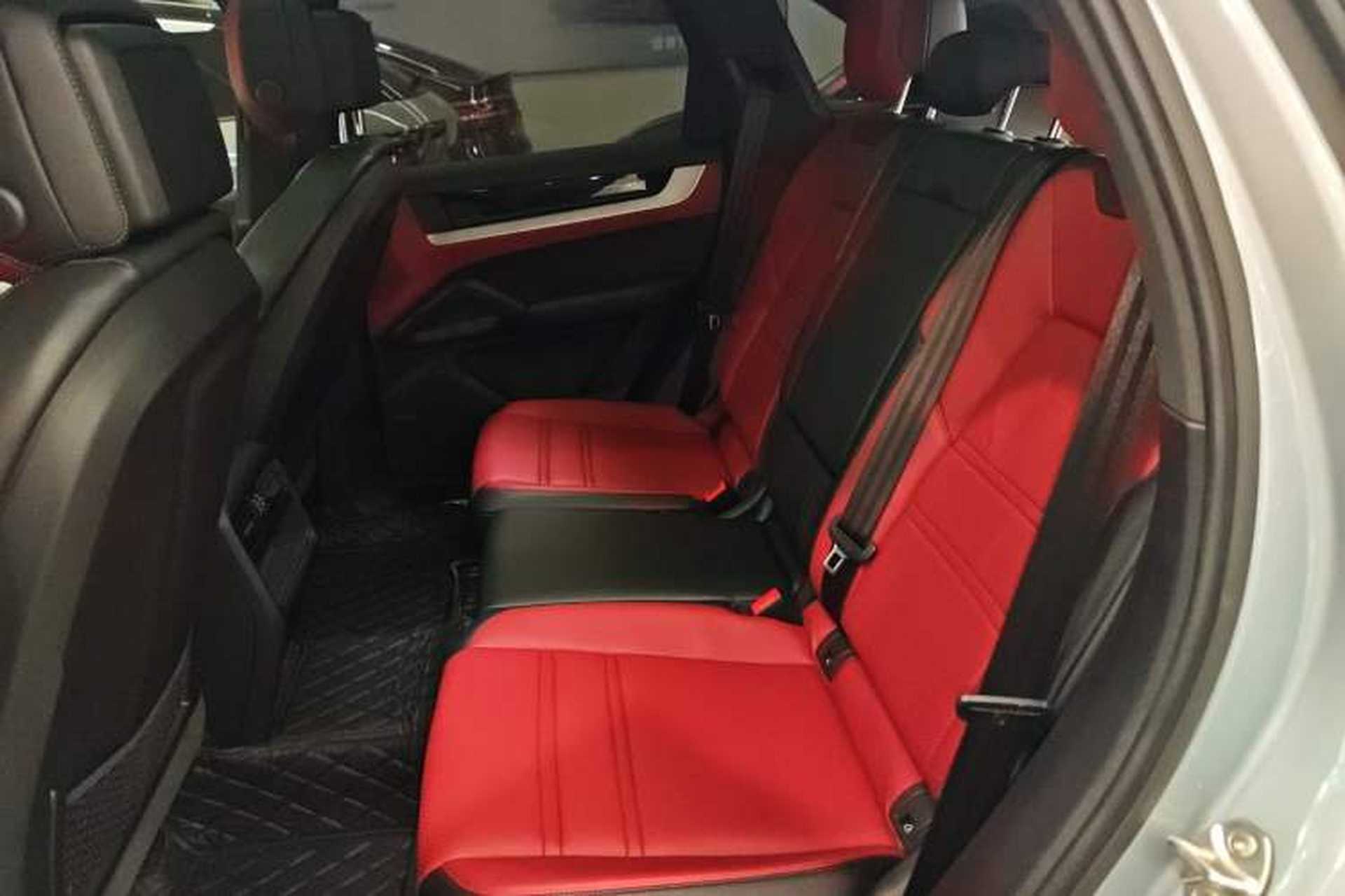 Used Porsche Cayenne 2024 Cayenne 3.0T Left Rear Seat