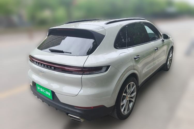 Used Porsche Cayenne 2024 Cayenne 3.0T Rear Right 45 Deg