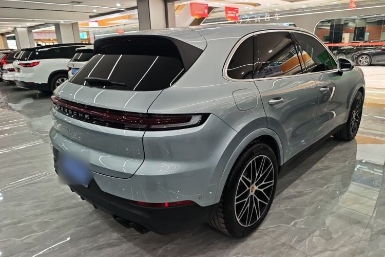 Used Porsche Cayenne 2024 Cayenne 3.0T Rear Right 45 Deg