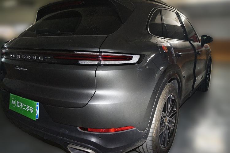 Used Porsche Cayenne 2024 Cayenne 3.0T Rear Right 45 Deg