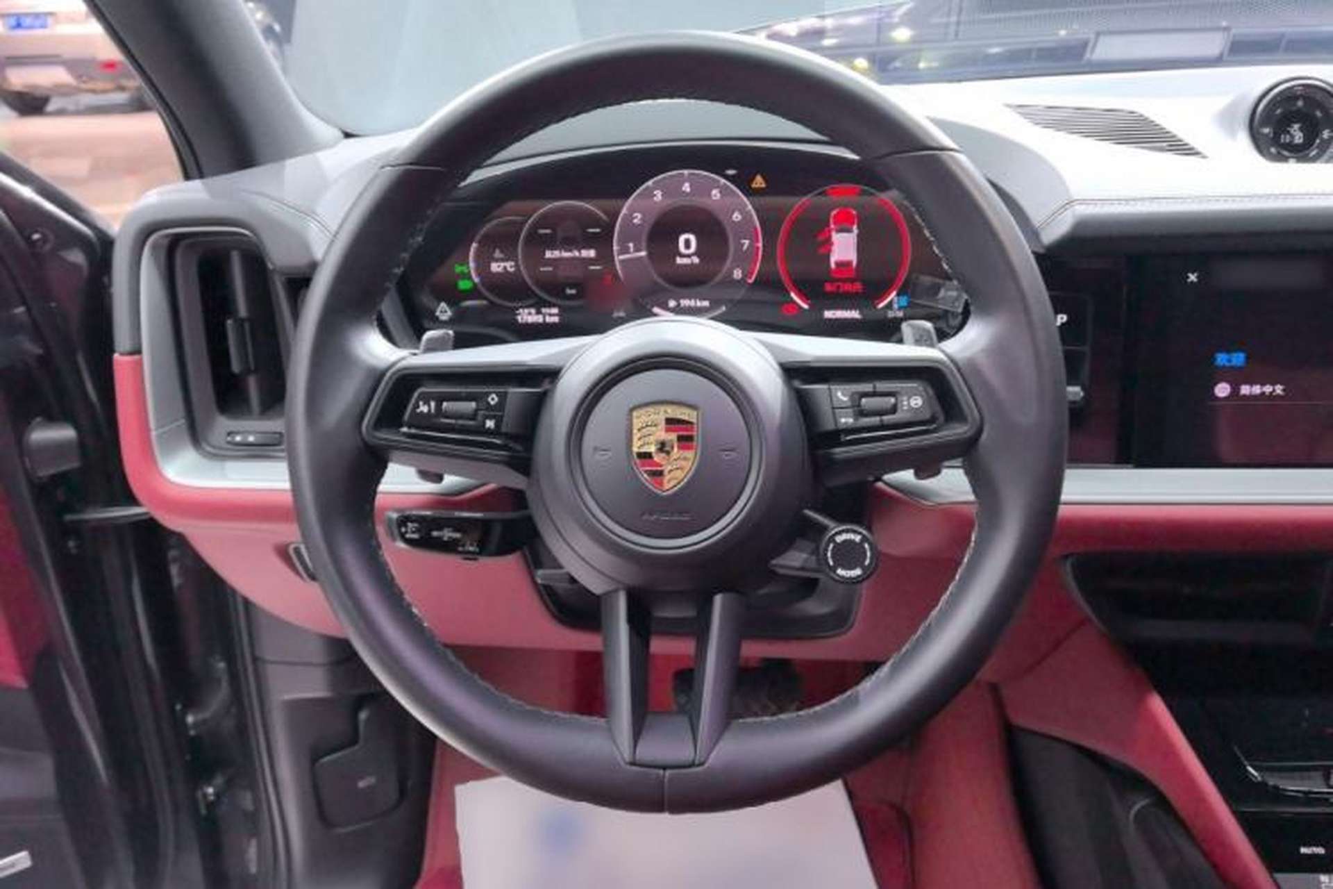 Used Porsche Cayenne 2024 Cayenne 3.0T Steering Wheel