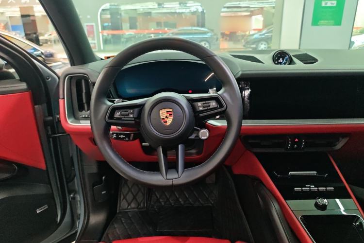 Used Porsche Cayenne 2024 Cayenne 3.0T Steering Wheel