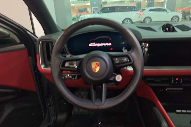 Used Porsche Cayenne 2024 Cayenne 3.0T Steering Wheel