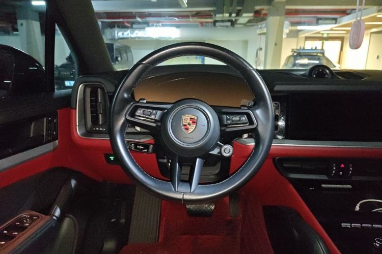 Used Porsche Cayenne 2024 Cayenne 3.0T Steering Wheel