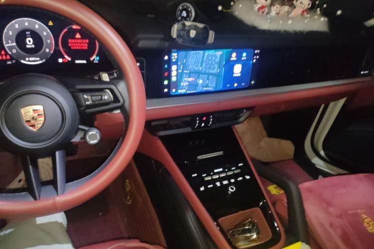 Used Porsche Cayenne 2024 Cayenne 3.0T Audio And AC Panel