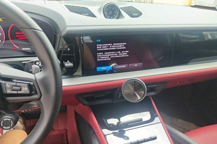 Used Porsche Cayenne 2024 Cayenne 3.0T Audio And AC Panel