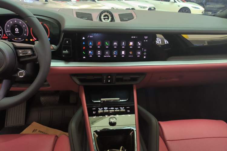 Used Porsche Cayenne 2024 Cayenne 3.0T Audio And AC Panel
