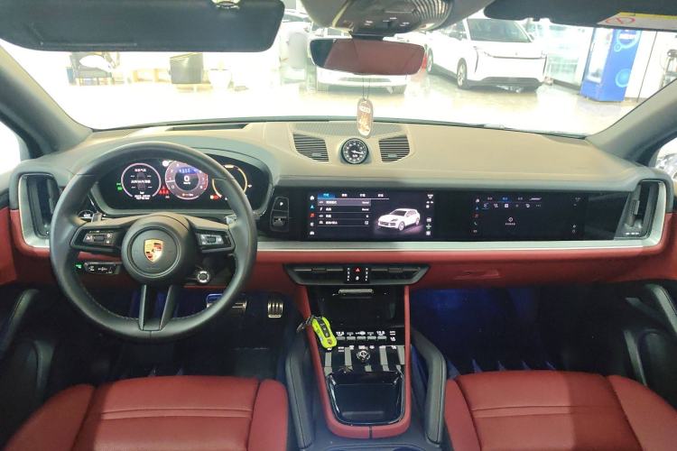 Used Porsche Cayenne 2024 Cayenne 3.0T Center Console