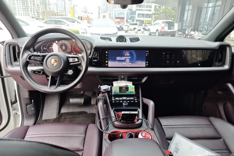 Used Porsche Cayenne 2024 Cayenne 3.0T Center Console