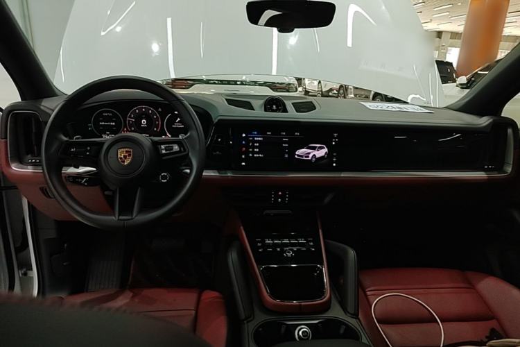 Used Porsche Cayenne 2024 Cayenne 3.0T Center Console