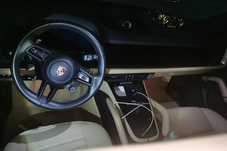 Used Porsche Cayenne 2024 Cayenne 3.0T Center Console