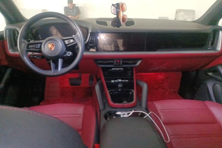 Used Porsche Cayenne 2024 Cayenne 3.0T Center Console