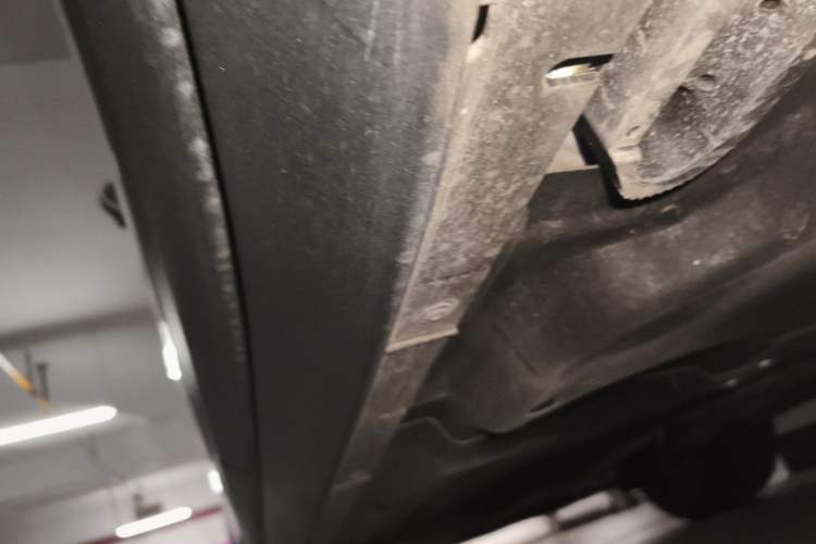 Used Porsche Cayenne 2024 Cayenne 3.0T Chassis Rear Left