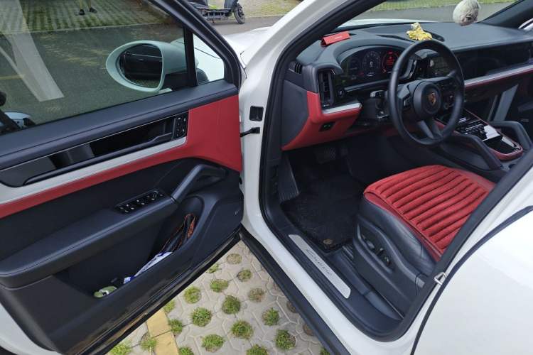 Used Porsche Cayenne 2024 Cayenne 3.0T Driver Seat