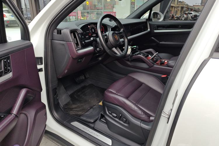 Used Porsche Cayenne 2024 Cayenne 3.0T Driver Seat