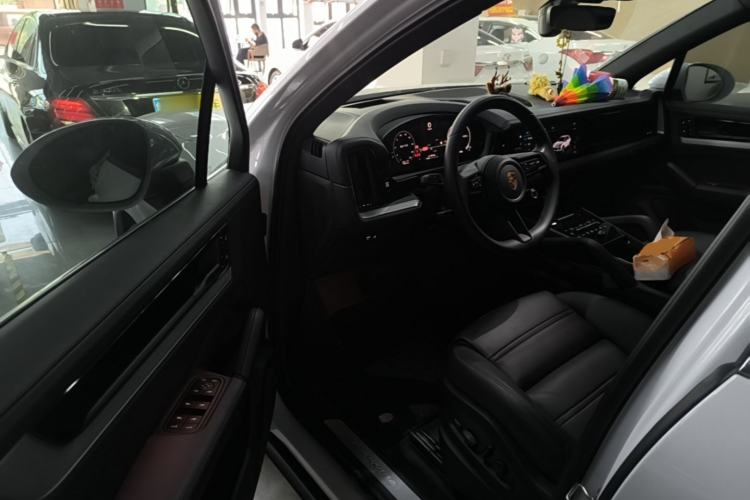 Used Porsche Cayenne 2024 Cayenne 3.0T Driver Seat
