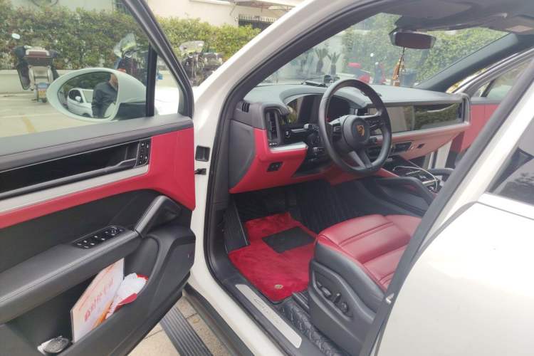 Used Porsche Cayenne 2024 Cayenne 3.0T Driver Seat