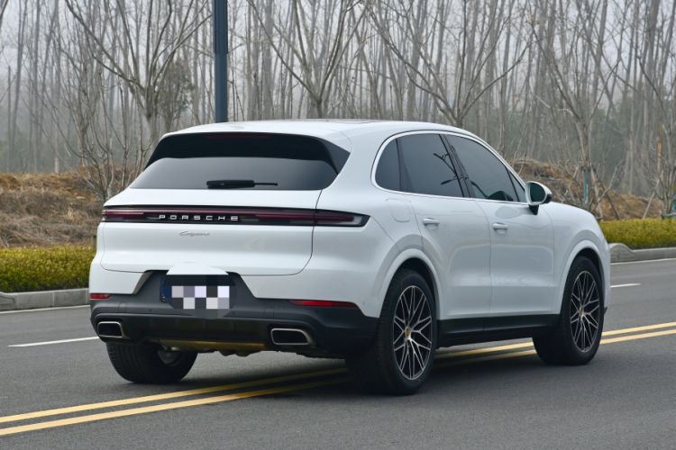 Used Porsche Cayenne 2024 Cayenne 3.0T Exterior 2