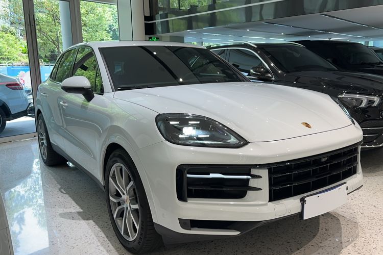 Used Porsche Cayenne 2024 Cayenne 3.0T Exterior 2
