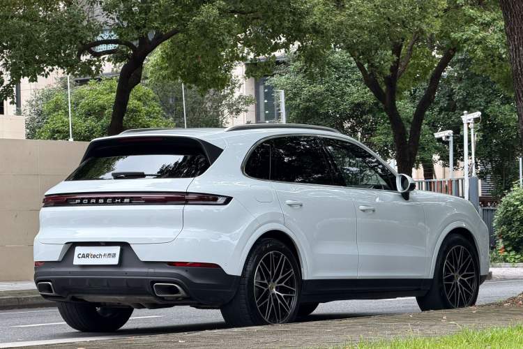 Used Porsche Cayenne 2024 Cayenne 3.0T Exterior 3
