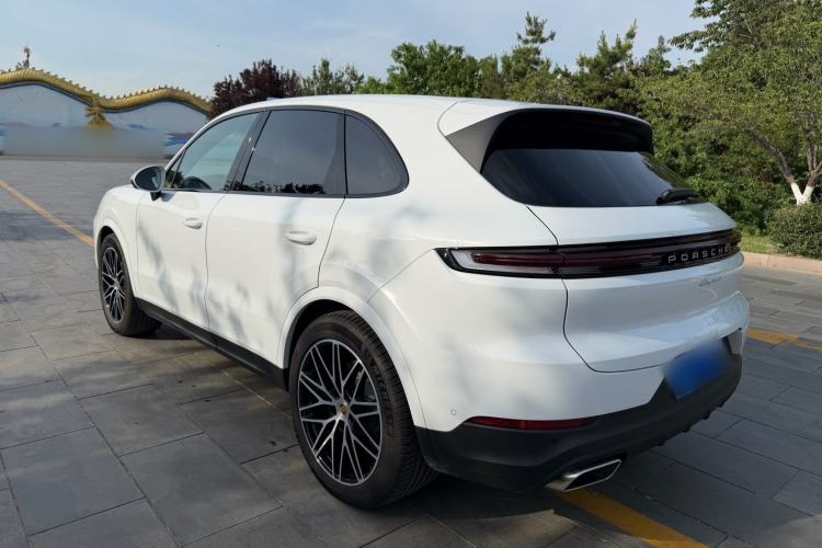 Used Porsche Cayenne 2024 Cayenne 3.0T Exterior 3