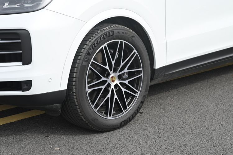 Used Porsche Cayenne 2024 Cayenne 3.0T Exterior 4