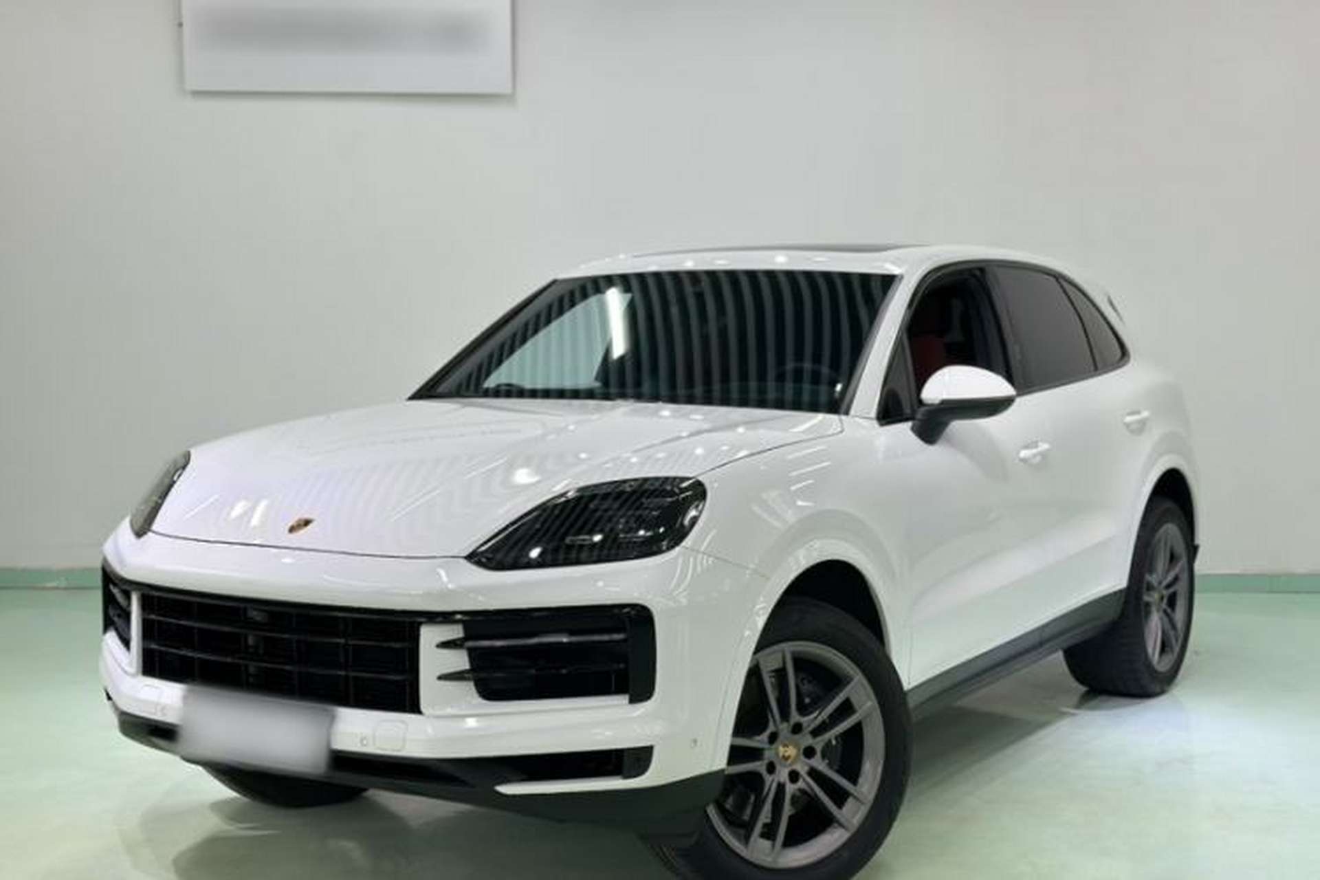 Used Porsche Cayenne 2024 Cayenne 3.0T Front Left 45 Deg