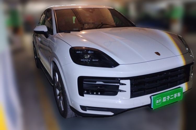 Used Porsche Cayenne 2024 Cayenne 3.0T Front Right 45 Deg