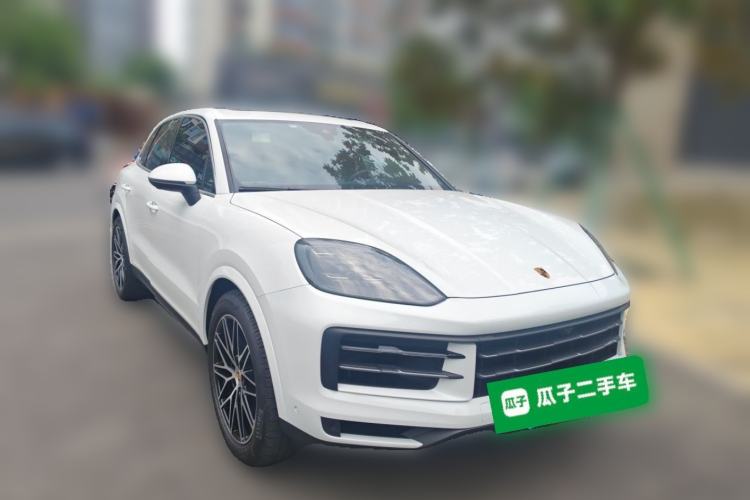 Used Porsche Cayenne 2024 Cayenne 3.0T Front Right 45 Deg