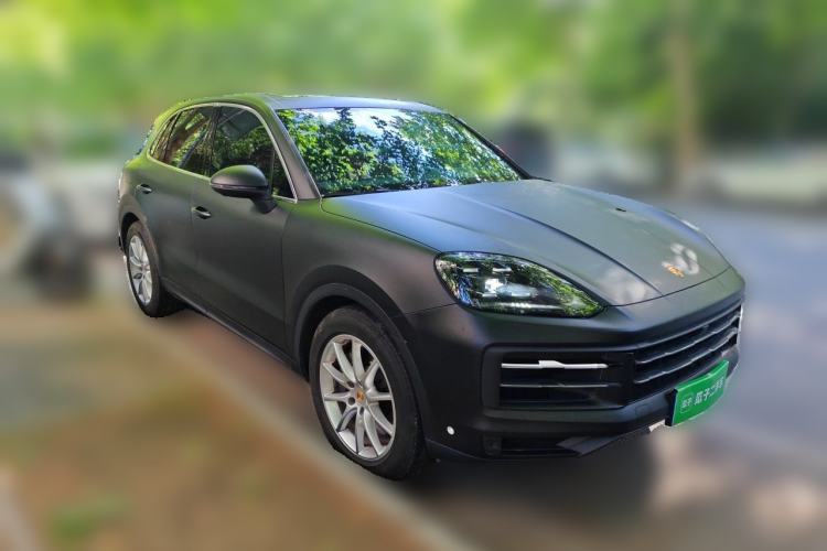 Used Porsche Cayenne 2024 Cayenne 3.0T Front Right 45 Deg