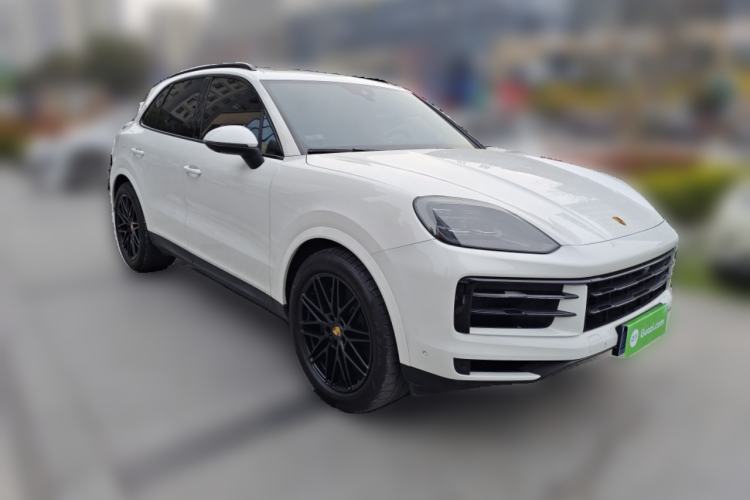 Used Porsche Cayenne 2024 Cayenne 3.0T Front Right 45 Deg