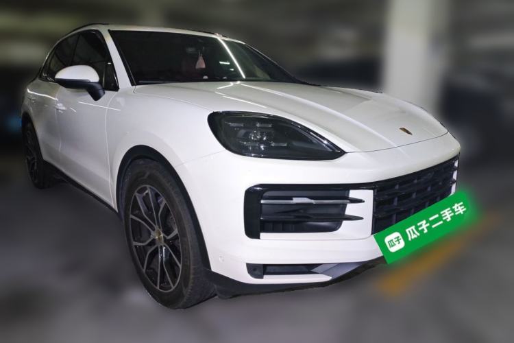 Used Porsche Cayenne 2024 Cayenne 3.0T Front Right 45 Deg