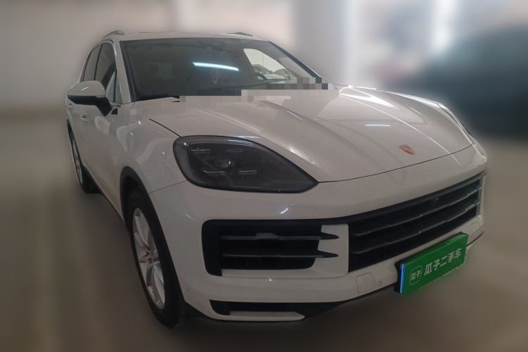 Used Porsche Cayenne 2024 Cayenne 3.0T Front Right 45 Deg