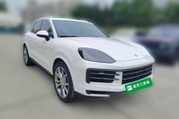 Used Porsche Cayenne 2024 Cayenne 3.0T Front Right 45 Deg